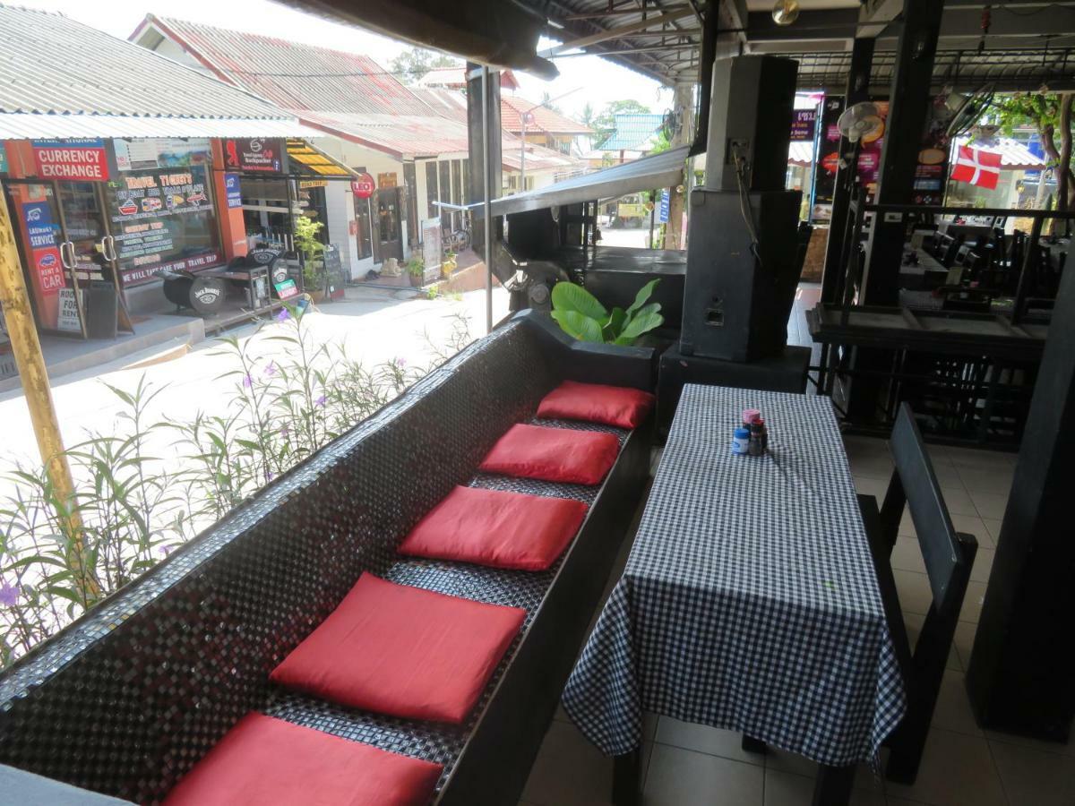Same Same Guesthouse, Bar & Restaurant (Adults Only) Hatrin Kültér fotó